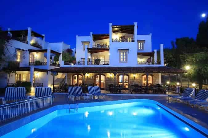 Çomça Manzara Otel